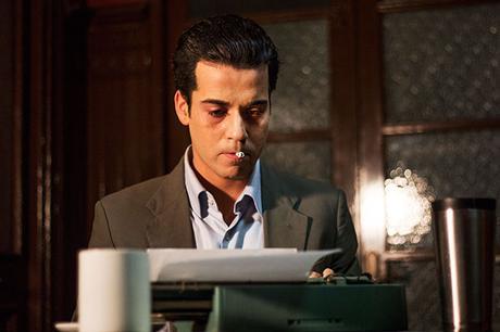 ‘Humo en la Neblina’: Lima como el campo de batalla de dos escritores antagonistas [Reseña]