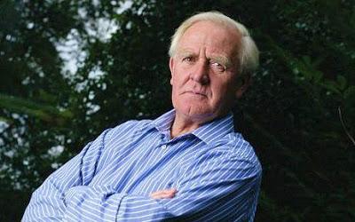 El estupendo escritor, John le Carré , cumple 84 años