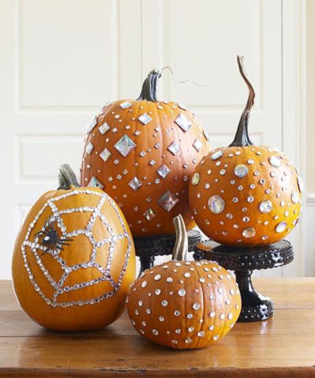 10 IDEAS ORIGINALES Y ELEGANTES DE DECORAR CALABAZAS