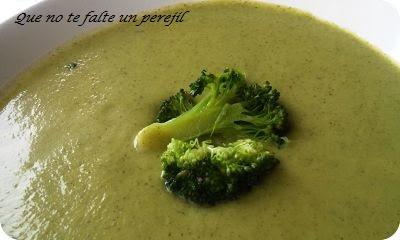 Crema de Brócolis y Calabacines con Queso Fresco Batido