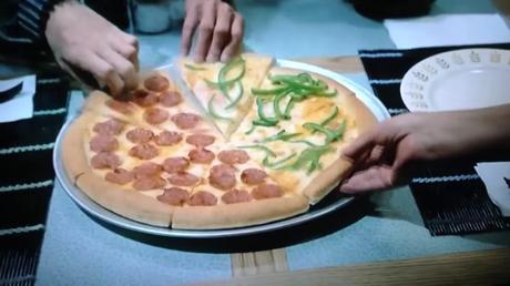 Pizza Hut lanza hoy una edición limitada de la pizza de “Regreso al futuro″ pizza hut regreso al futuro tiempodepublicidad