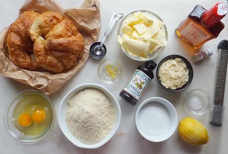 Cruasán de almendras para desayunos en pijama