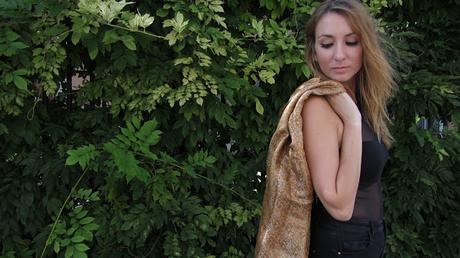 MIÉRCOLES CON ESTILO: Cross Flap Coat by Guillermina Ferrer