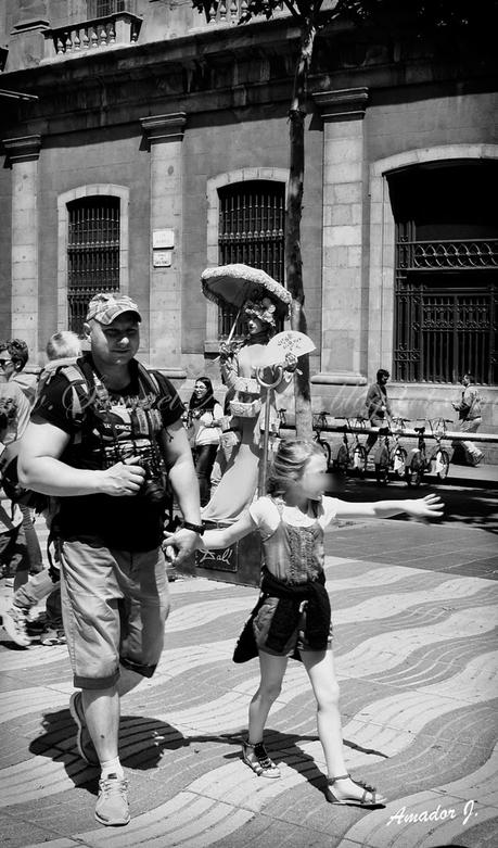BARCELONA: LA RAMBLA (LES RAMBLES)