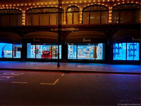 La Pop Up Store de Fendi en Harrods lleva la majestuosa Roma a las calles de Londres