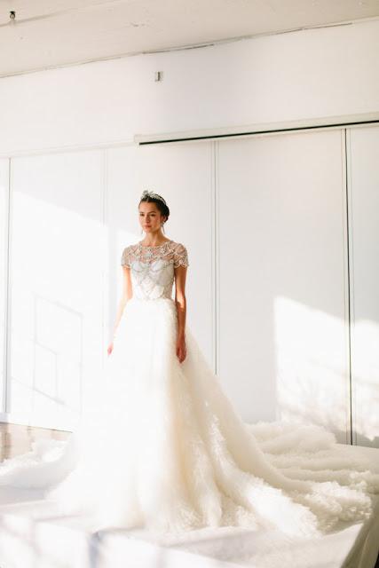 Vestido de novia Marchesa 2016 - www.stylemepretty.com/Betsi Ewing Photography