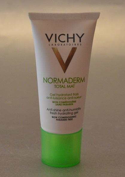 “Normaderm Total Mat” de VICHY en MISSFARMA – la solución para las pieles con brillos