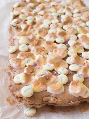 Bars con nubes y lacasitos white