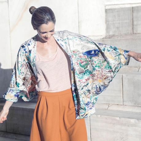 Mi Clo. Colección Psicópteros y Algos. Chaqueta Ágora Mi Clo. Colección Psicópteros y Algos. Chaqueta Ágora