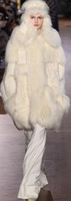 Trend Alert: El abrigo Yeti o de pelo y los tejidos gruesos