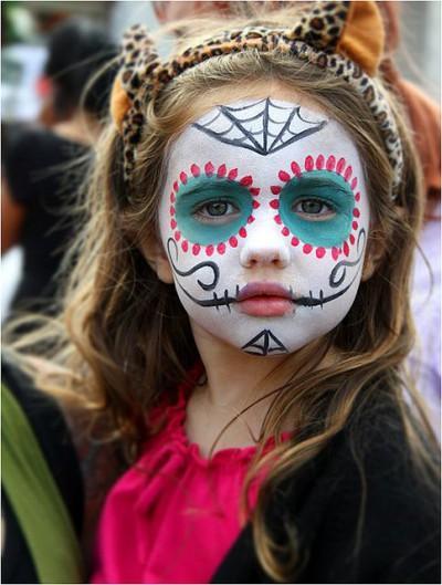 ¿Sabes que es una Catrina? Maquillaje perfecto para Halloween, sin herir la sensibilidad! catrina-niña
