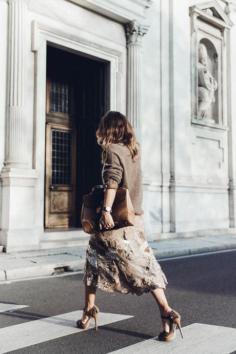 Ralph_Lauren-Sequins_Midi_Skirt-Tiffin_Bag-MFW-Milan_Fashion_Week-Outfit-44