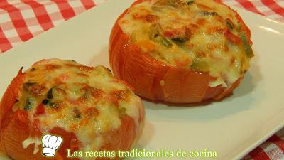 Tomates rellenos de verduras