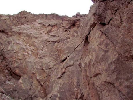 Escuchando la sal. Valle de la luna. Atacama. Chile