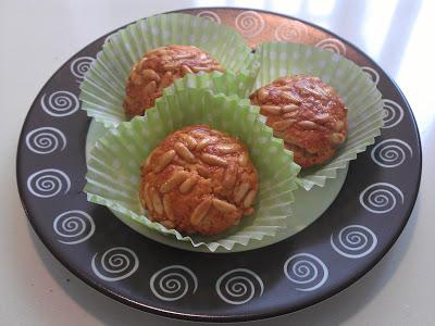 PIÑONATES O PANELLETS