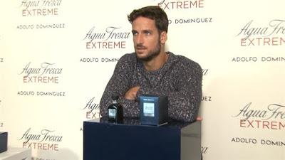 Adolfo Domínguez estrena fragancia con Feliciano López