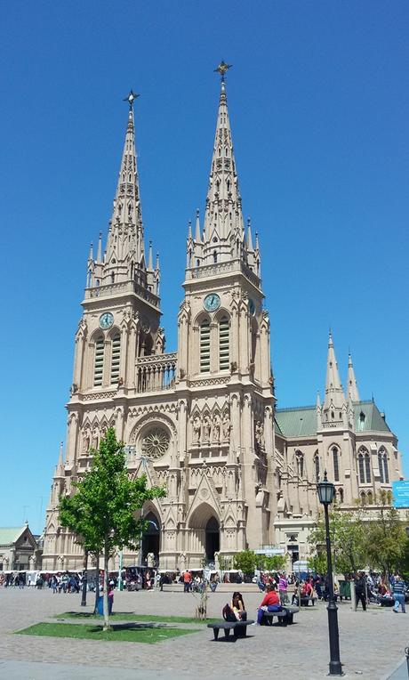 Un domingo en Luján
