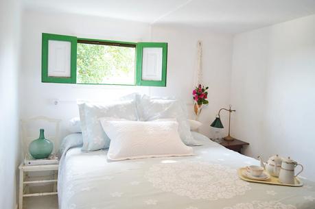 casa-tres-decoracion-dormitorio-casa-de-campo-estilo-rustico-don-algodon