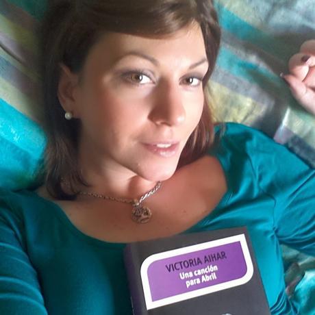 (#reseña) ¿A cuántos cm de ti?, de Victoria Aihar