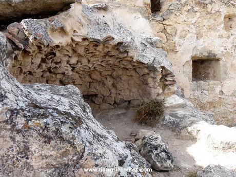 El horno en las paredes del viejo monasterio