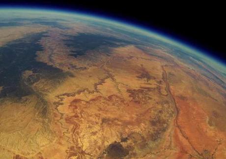 Sobrevolando el Gran Cañón en un globo aerostático