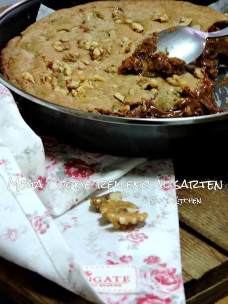 Cookie gigante al sarten con relleno de dulce de leche