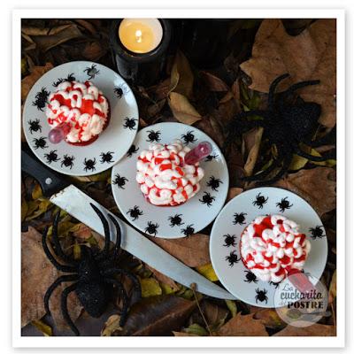 HALLOWEEN 2015: CUPCAKES DE CEREBRO SANGRIENTO / BLOODY BRAIN CUPCAKES