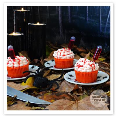 HALLOWEEN 2015: CUPCAKES DE CEREBRO SANGRIENTO / BLOODY BRAIN CUPCAKES