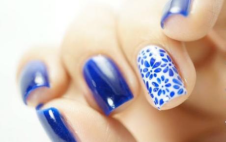 Blue and White Nails