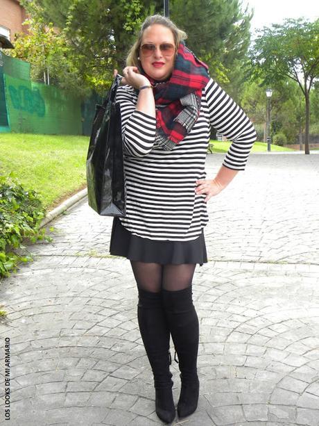 http://www.loslooksdemiarmario.com/2015/10/leggings-boots-look-curvy.html