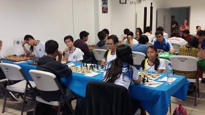 PasionAjedrez.com  líder del sub18 por equipos