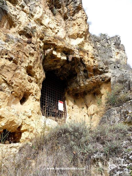 La cueva de los Siete Altares, lugar de culto visigodo.