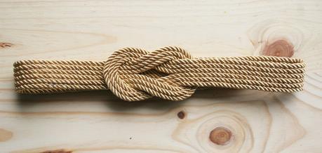 Diy cinturón de cordón de seda dorado6 Decorar en familia _Diy cinturón de cordón de seda dorado6