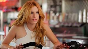 bella-thorne-babysitter