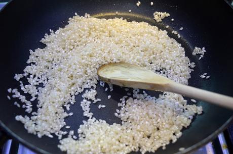 Arroz ciego de rape y marisco con alioli gratinado (paso a paso)