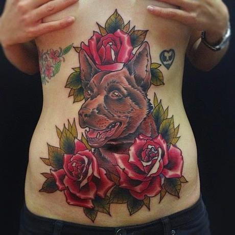 Tatuaje de perro con rosas perro-rosas-tatuaje-tripa