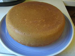 BIZCOCHO SIN HUEVO CON SMOOFRUIT DE MANZANA Y GRANADA