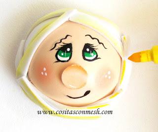 Dulceros para halloween en foami reciclando vasos