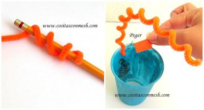 Dulceros para halloween en foami reciclando vasos