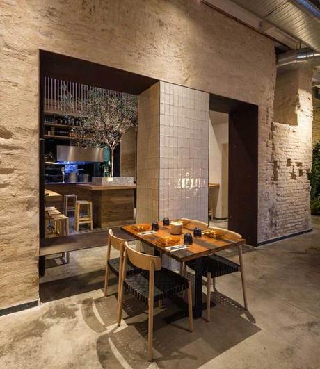 Restaurante en Sevilla, Perro Viejo, equilibrado  diseño interior