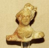 Coroplastia : los juguetes de hilero, una tradición murciana. Historia de un exvoto romano de barro.