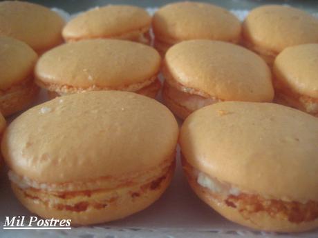 Desafío Daring Baker's octubre: Macarons.  Varias versiones