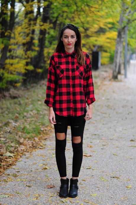 blusa roja de cuadros