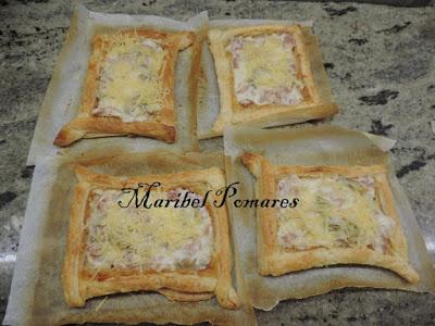 Tartaletas de hojaldre a la carbonara.