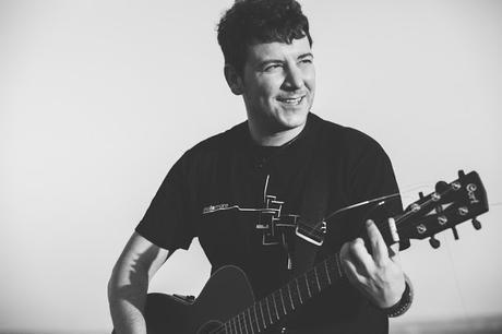 RADIO CARCOMA SALE A LA CALLE. EMISIÓN DESDE EL PEZ ELÉCTRICO DE MALASAÑA