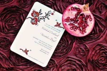 30-Gorgeous-Ways-To-Incorporate-Pomegranates-Into-Your-Wedding-Day2-500x334