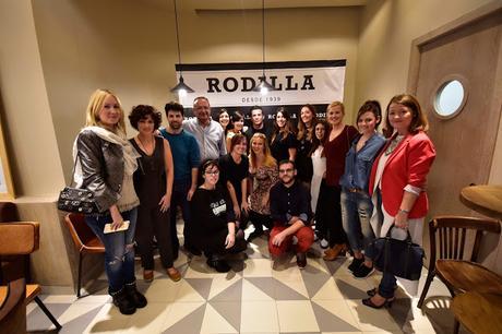 BLOGSSIPGIRL HA ESTADO ALLÍ: INAUGURACIÓN DEL PRIMER LOCAL RODILLA EN ZARAGOZA