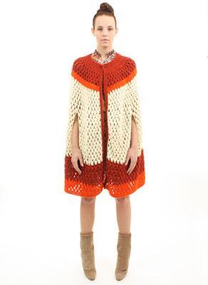 2393.- Ponchos de Crochet