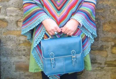 2393.- Ponchos de Crochet