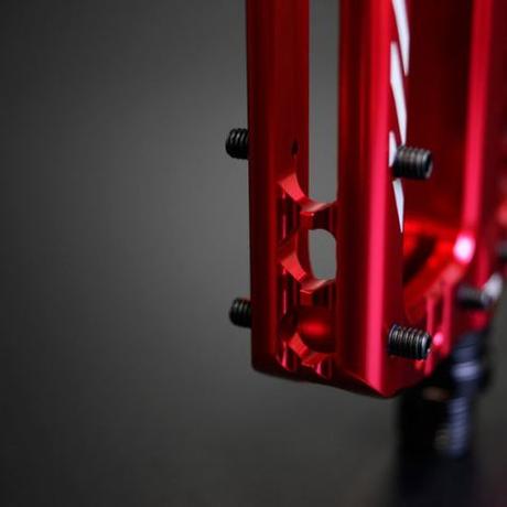 Deity presenta los nuevos pedales TMAC